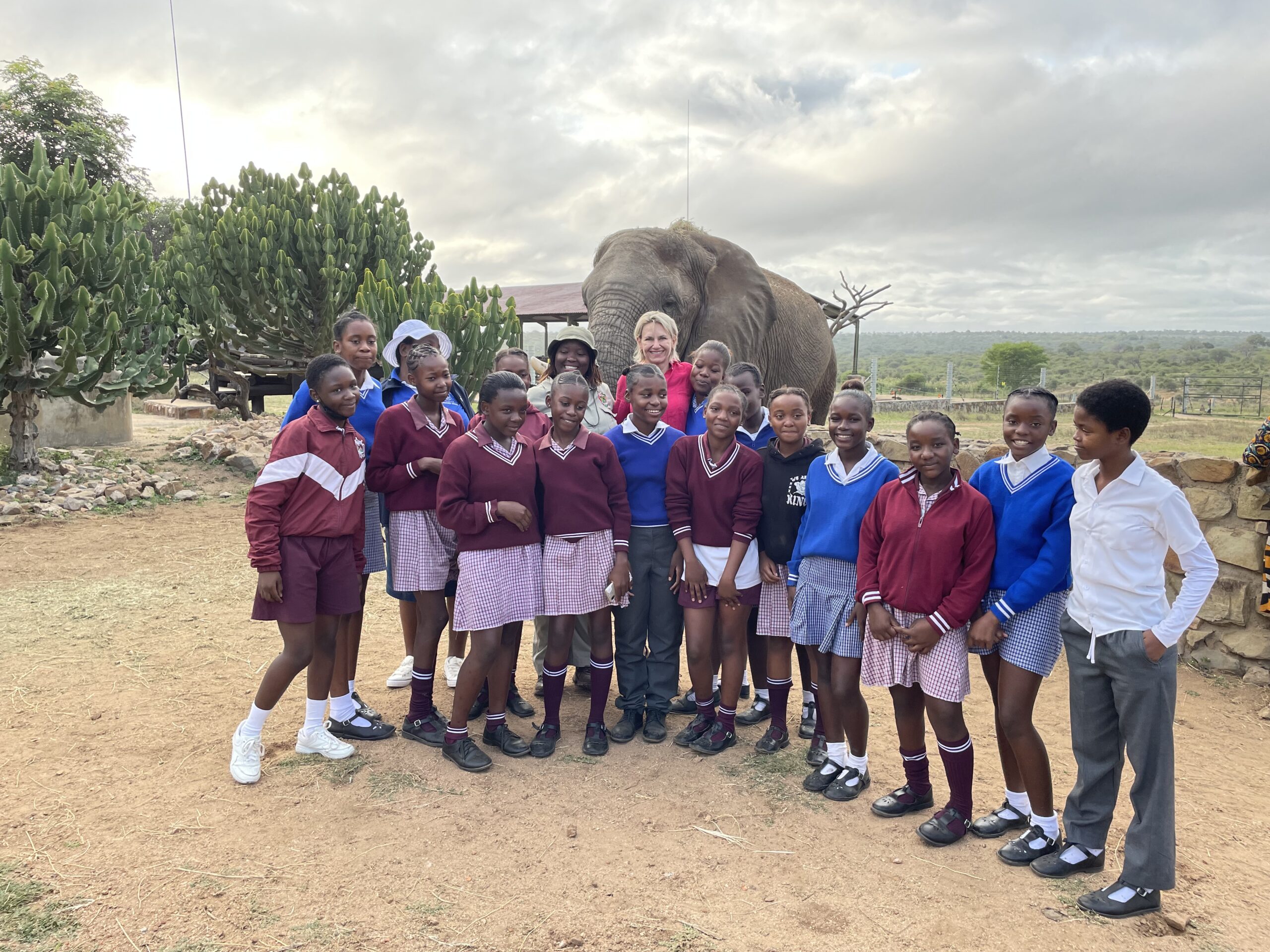 The Bush Babies’ School Group Meet Sebakwe, Jabulani and Somopane